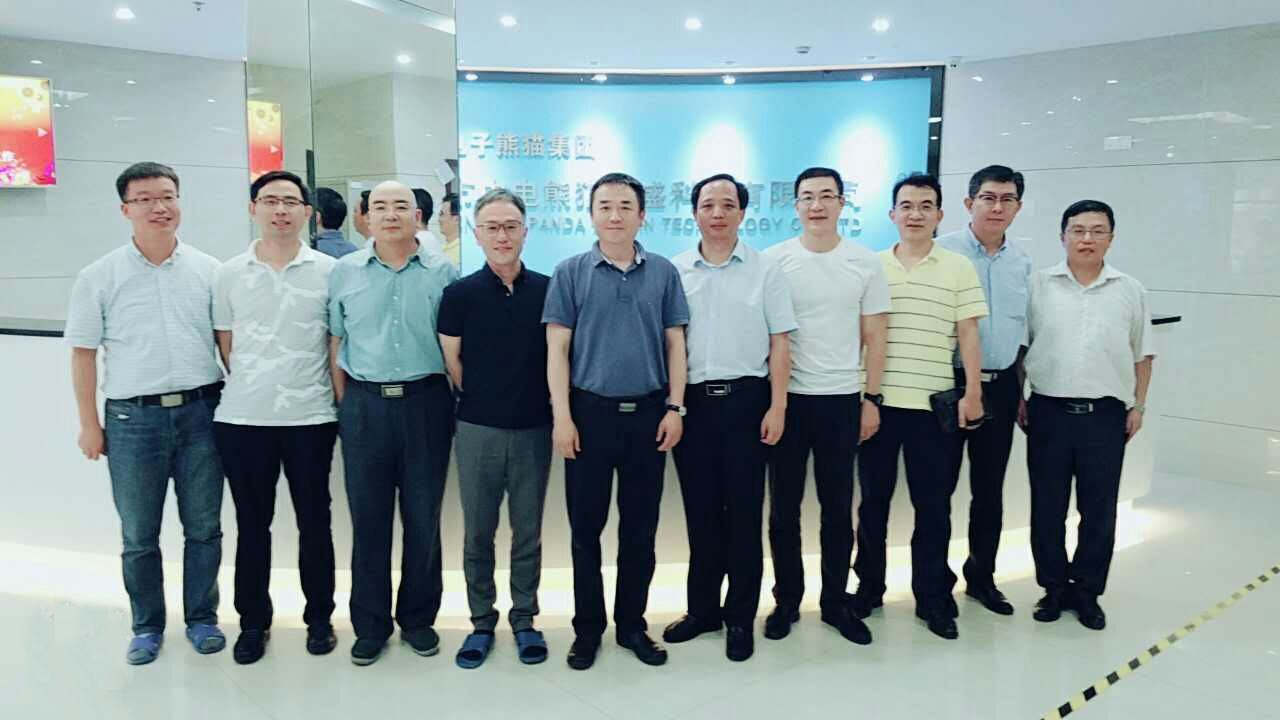 南京中电熊猫集团梁总一行莅临中电熊猫展盛参观、指导工作！